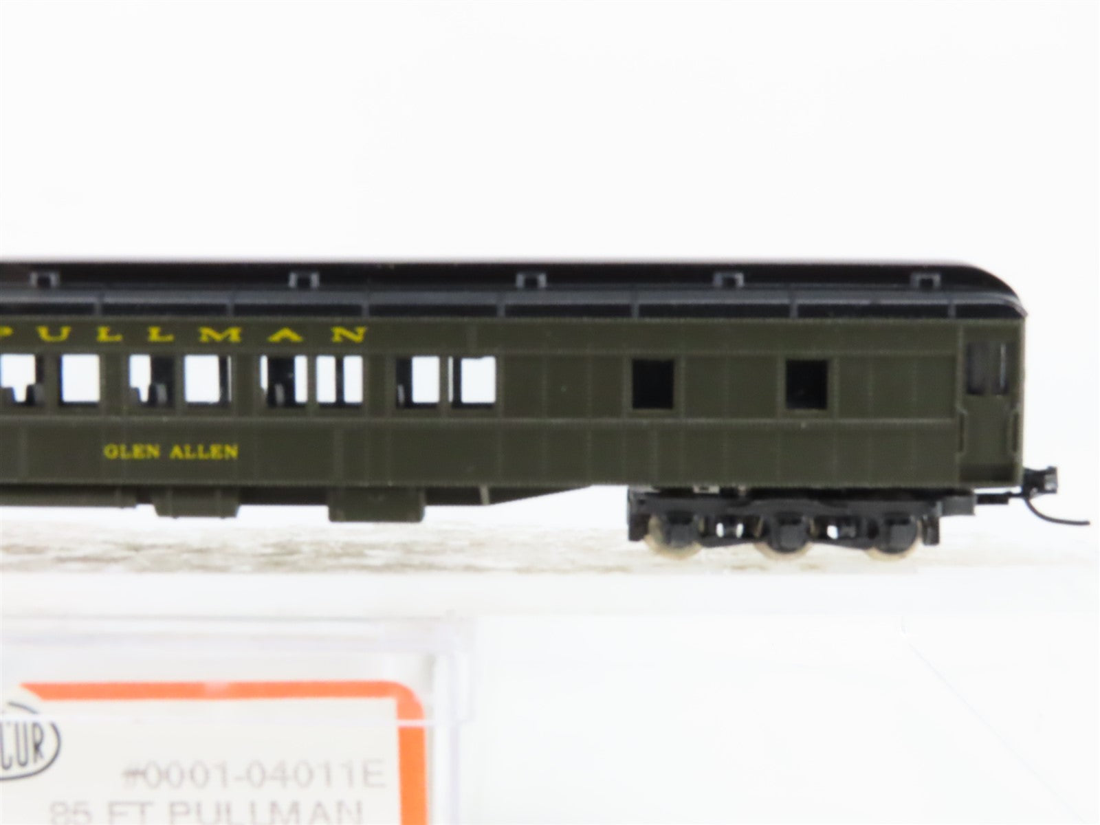 N Scale Con-Cor 0001-04011E UP Union Pacific 85' Pullman Passenger 