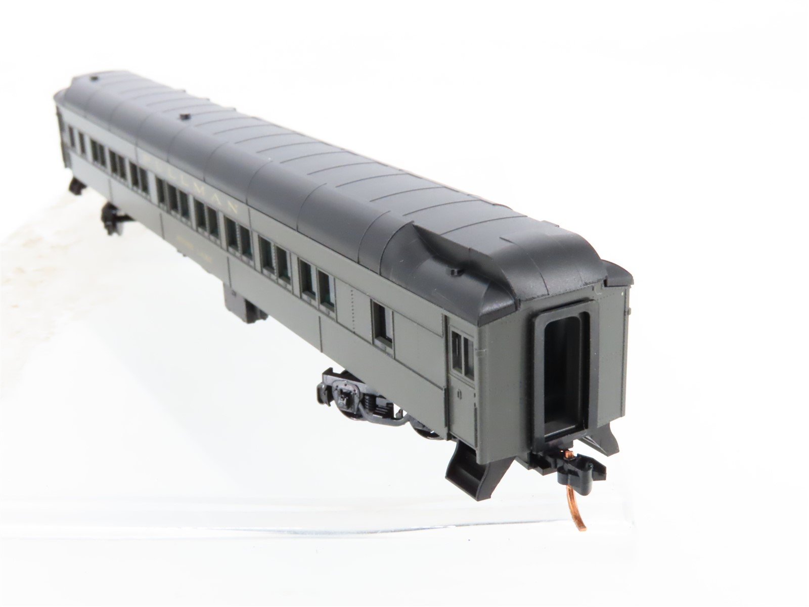 N Scale Micro-Trains MTL 14100040 ATSF Santa Fe Sleeper Passenger 