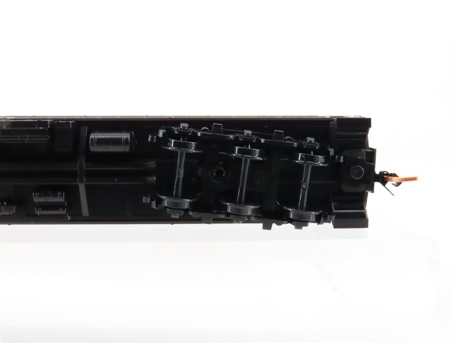 N Scale Micro-Trains MTL 14100040 ATSF Santa Fe Sleeper Passenger 