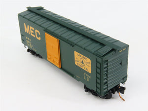 N Scale Micro-Trains 20220 MEC Maine Central 40' Box Car 8217 RTR