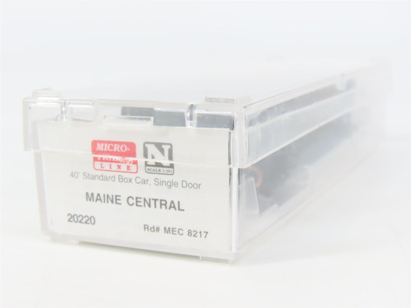 N Scale Micro-Trains 20220 MEC Maine Central 40' Box Car 8217 RTR