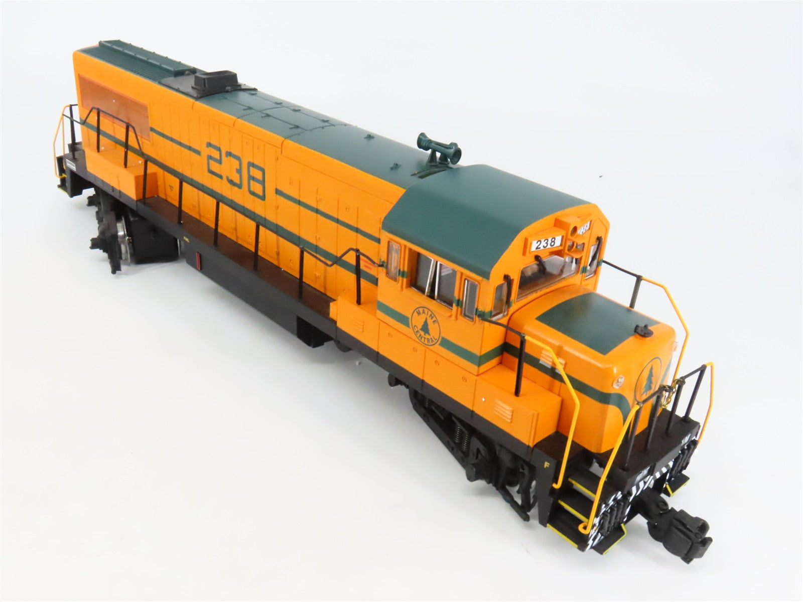 G Scale USA Trains MEC Maine Central U25B Diesel Locomotive #238 wSound