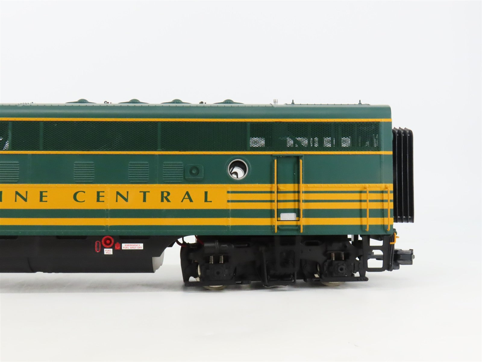 G Scale USA Trains R22369 MEC Maine Central F3-A Diesel Locomotive #681