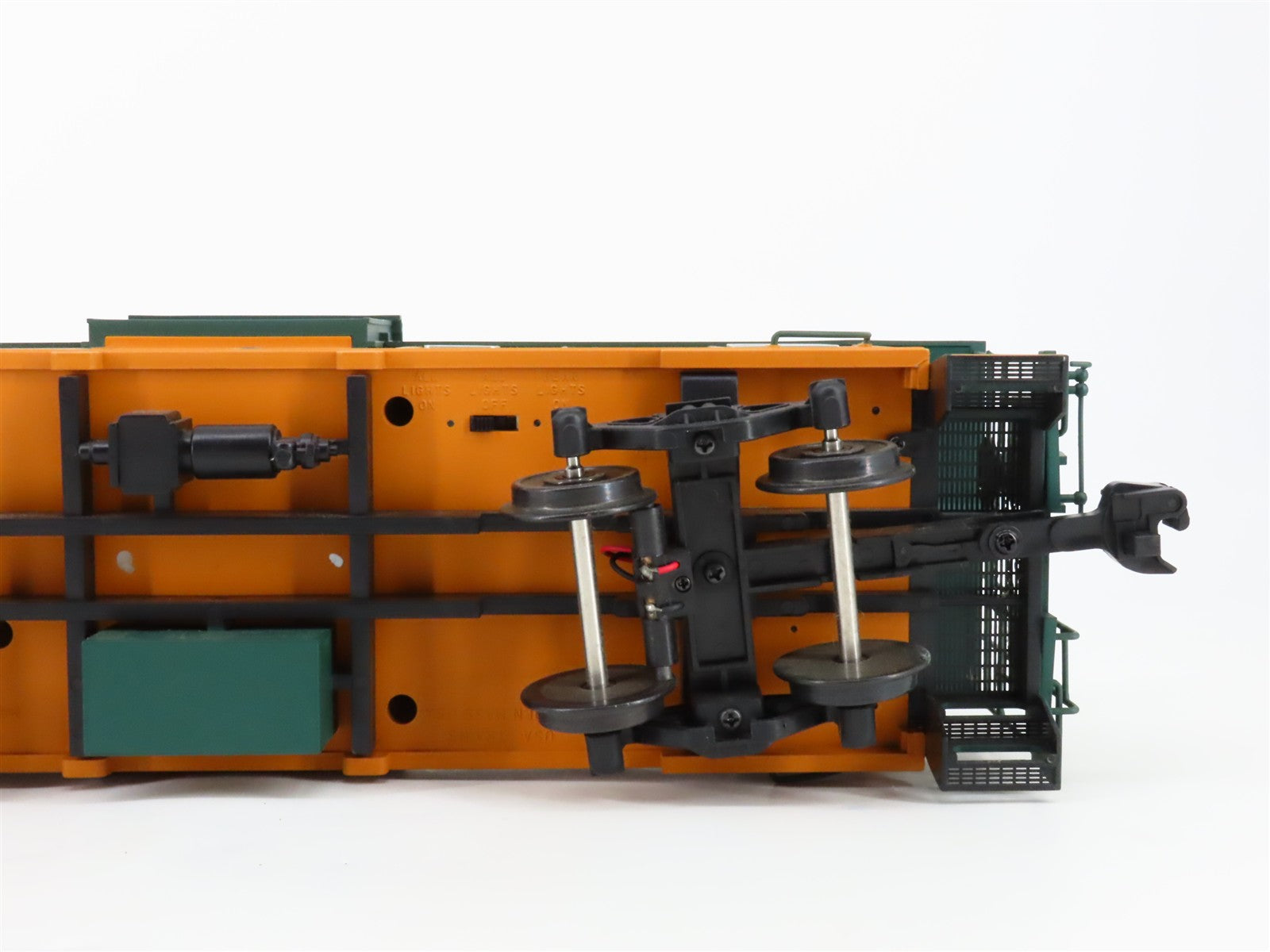 G Scale USA Trains MEC Maine Central Extended Vision Caboose Lighted 654 RTR