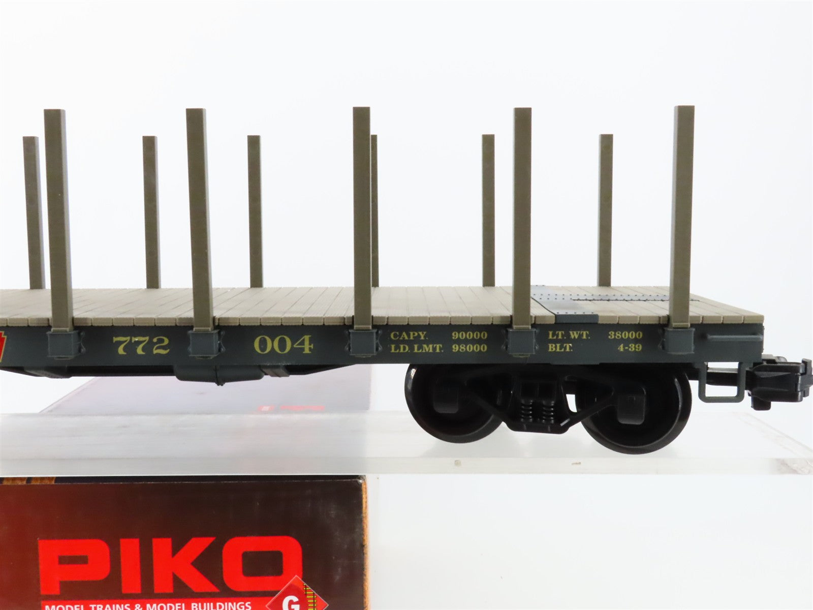 G Scale PIKO 38710 PRR Pennsylvania Flat Car with Stakes 772004 RTR