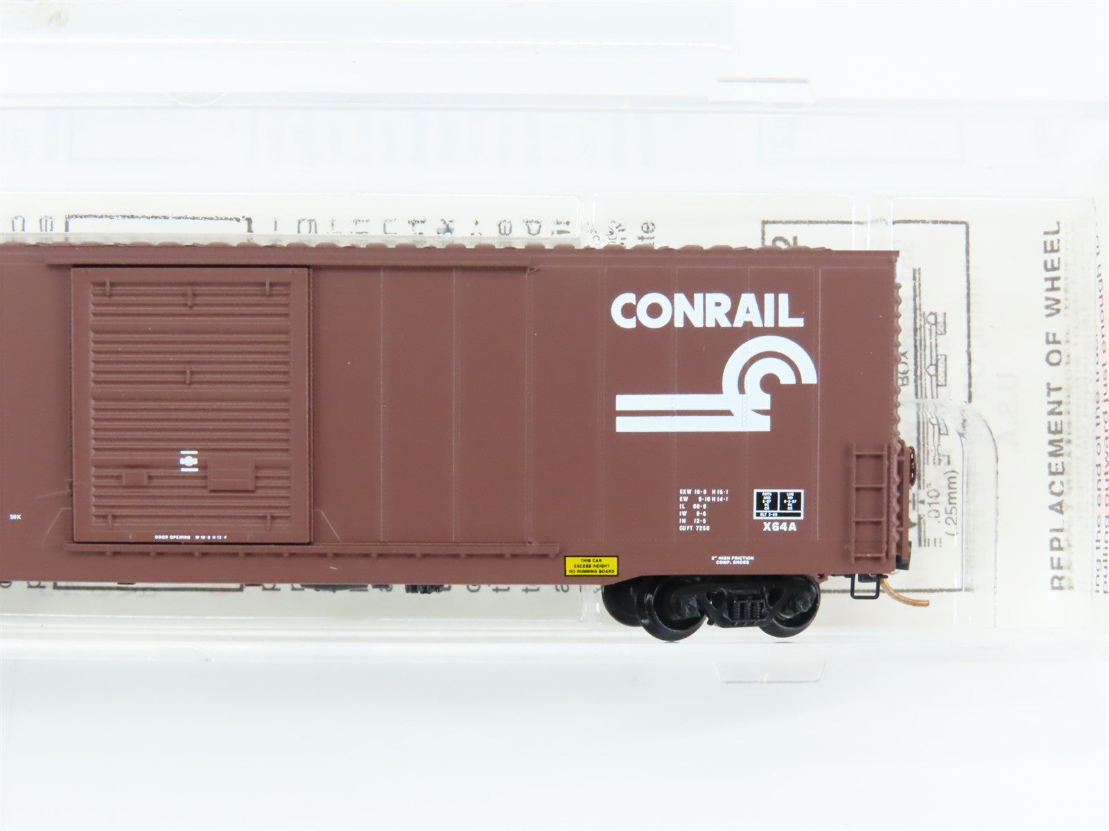 N Scale Micro-Trains 104040 CR Conrail 60' Box Car 216722 RTR