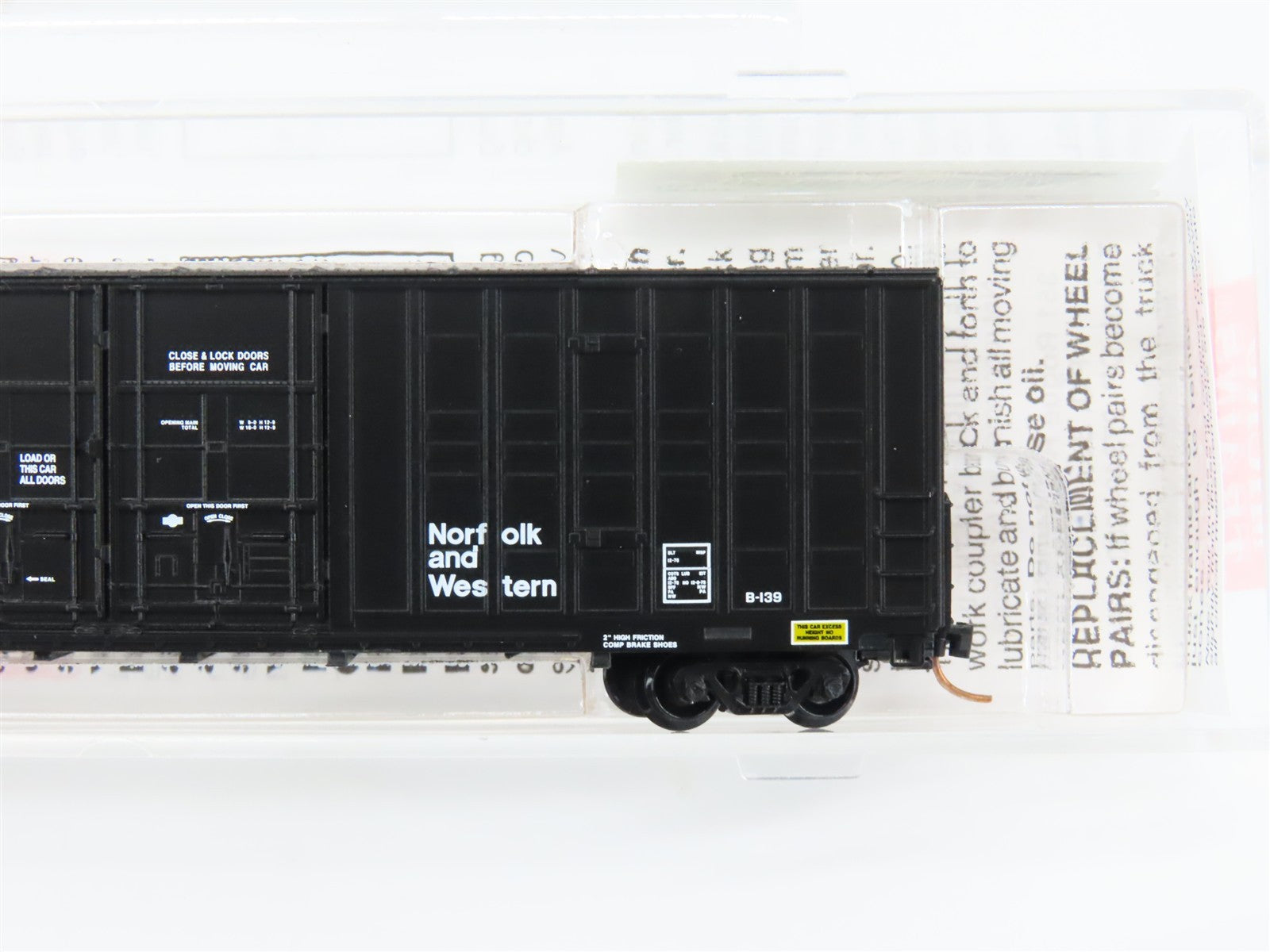 N Scale Micro-Trains MTL 103070 NW Norfolk & Western 60' Box Car #604545