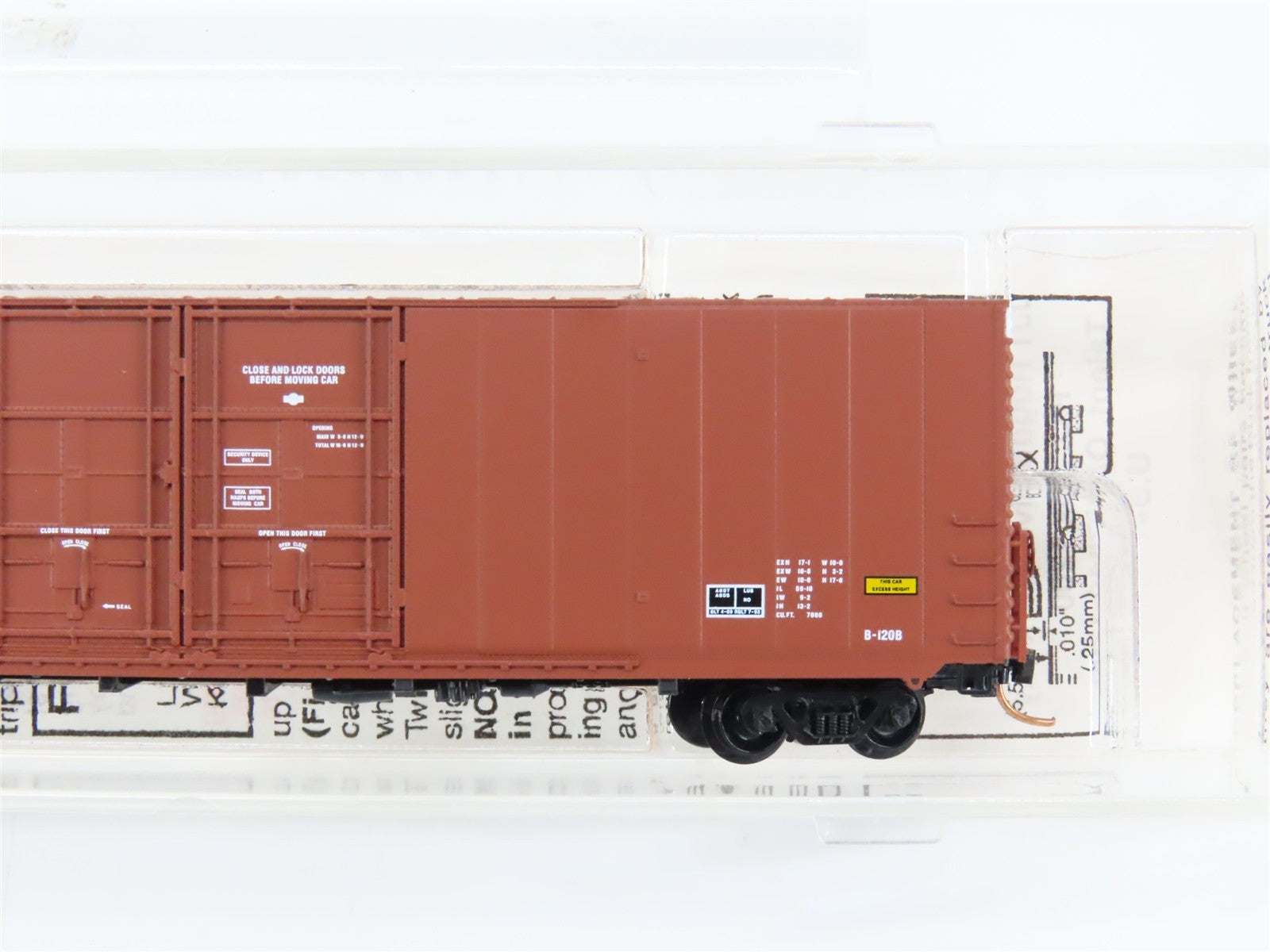 N Scale Micro-Trains 102070 NS Norfolk Southern 60' Box Car 465677 RTR