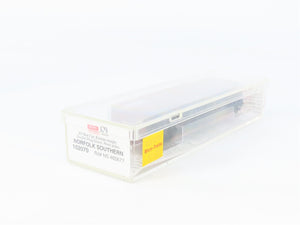 N Scale Micro-Trains 102070 NS Norfolk Southern 60' Box Car 465677 RTR