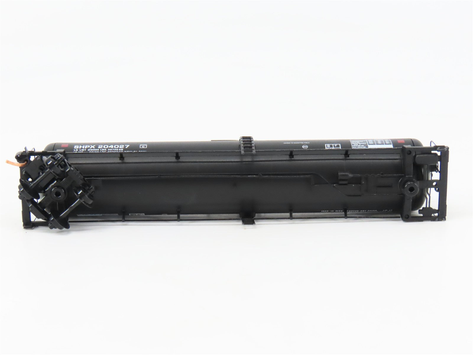 N Scale Micro-Trains 110030 SHPX MacIntyre Fuels, Inc. 56' Tank Car 204027 RTR
