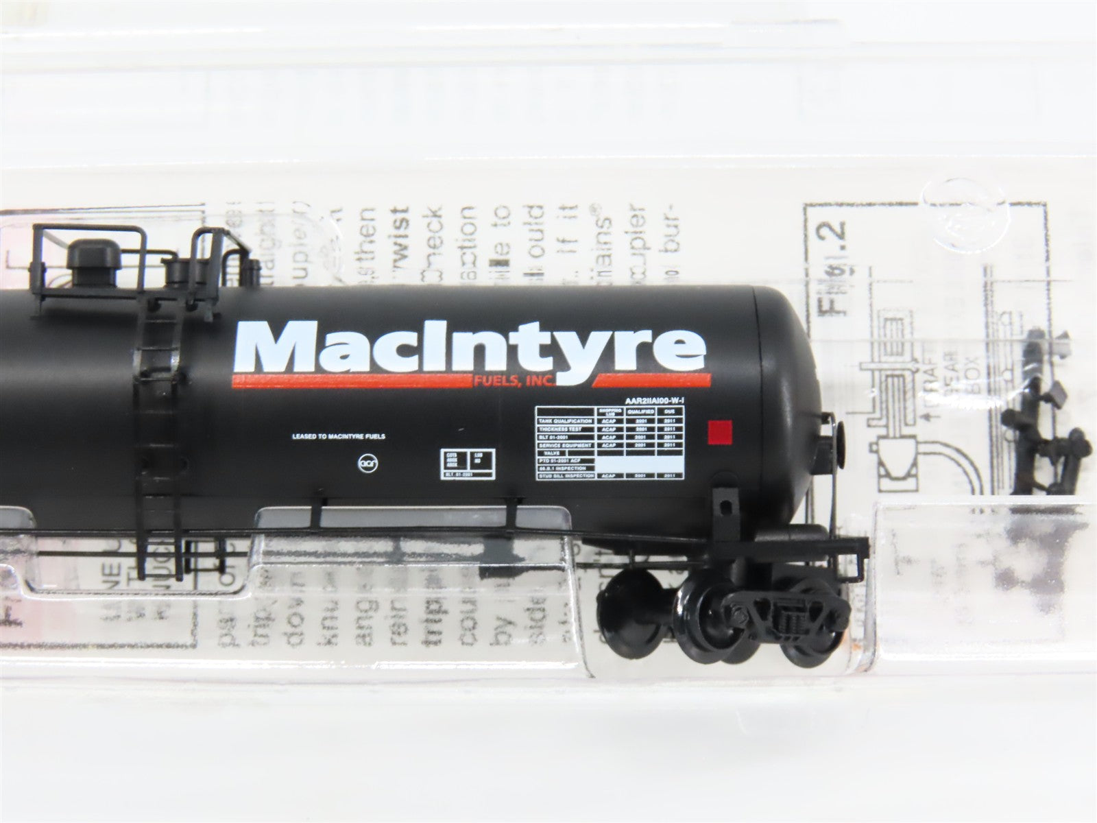 N Scale Micro-Trains MTL 110030 MacIntyre Fuels, Inc. 56' Tank Car RTR