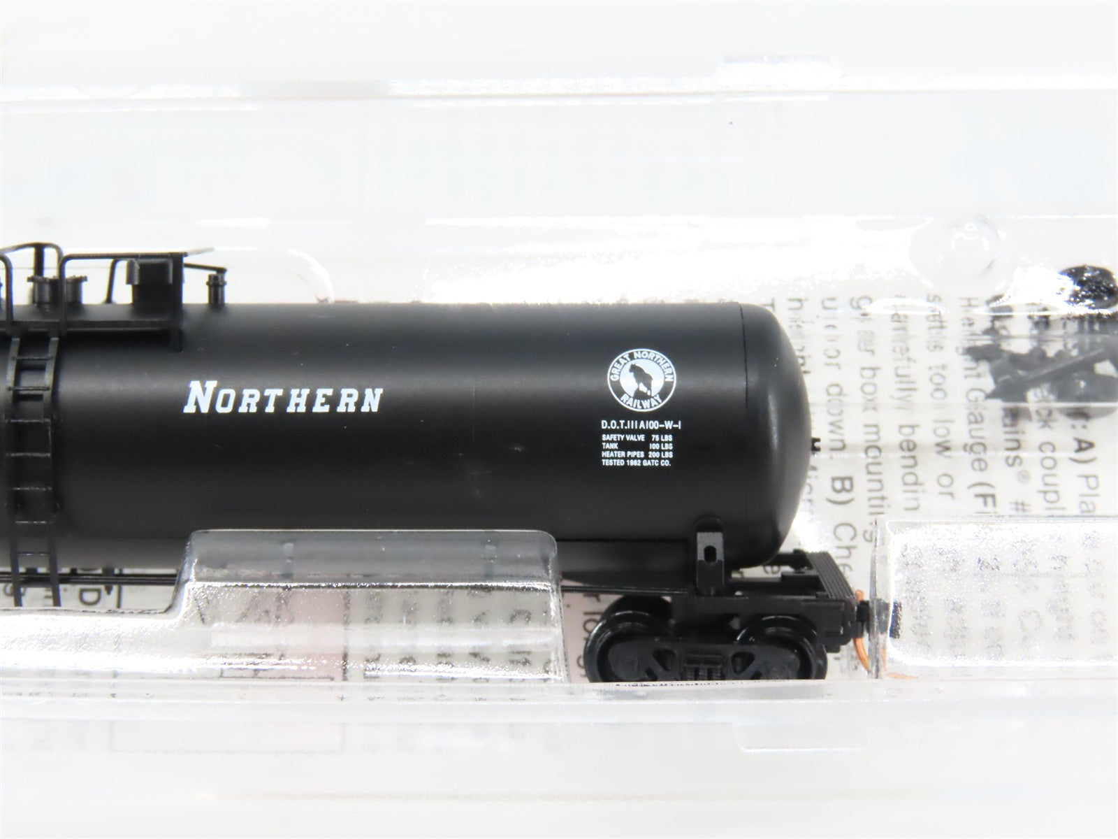 N Scale Micro-Trains MTL 110050 GN Great Northern 56' Tank Car 100013 RTR