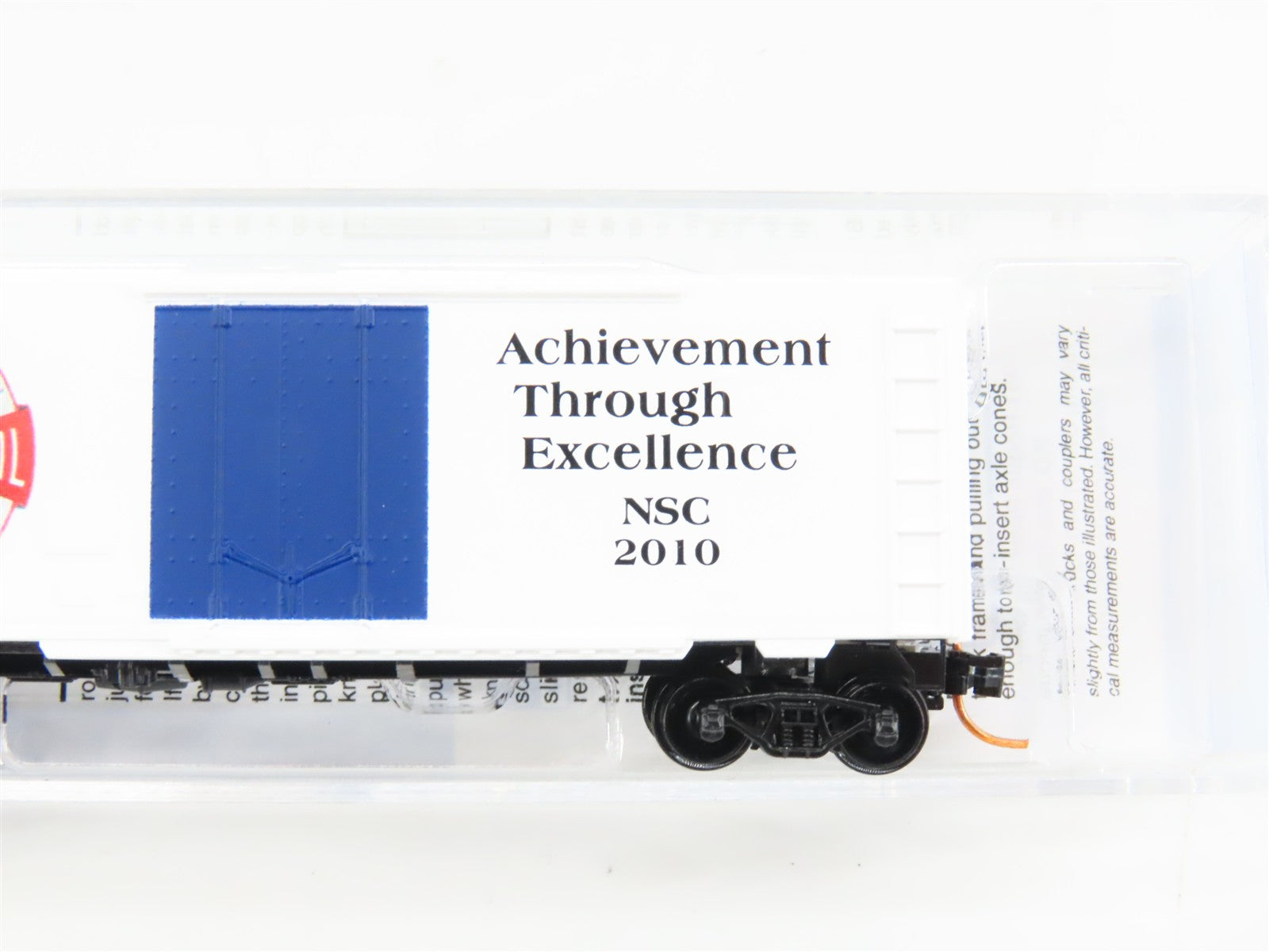N Scale Micro-Trains MTL MTLNSC10-01 NSC N Scale Collector 40' Box Car 2010 RTR