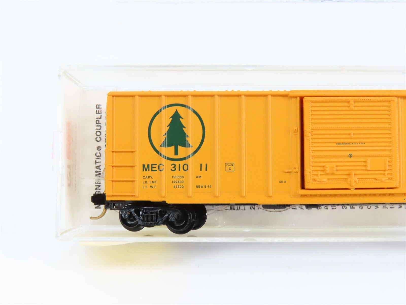 N Scale Micro-Trains MTL 25020 MEC Maine Central 50' Box Car 31011 RTR