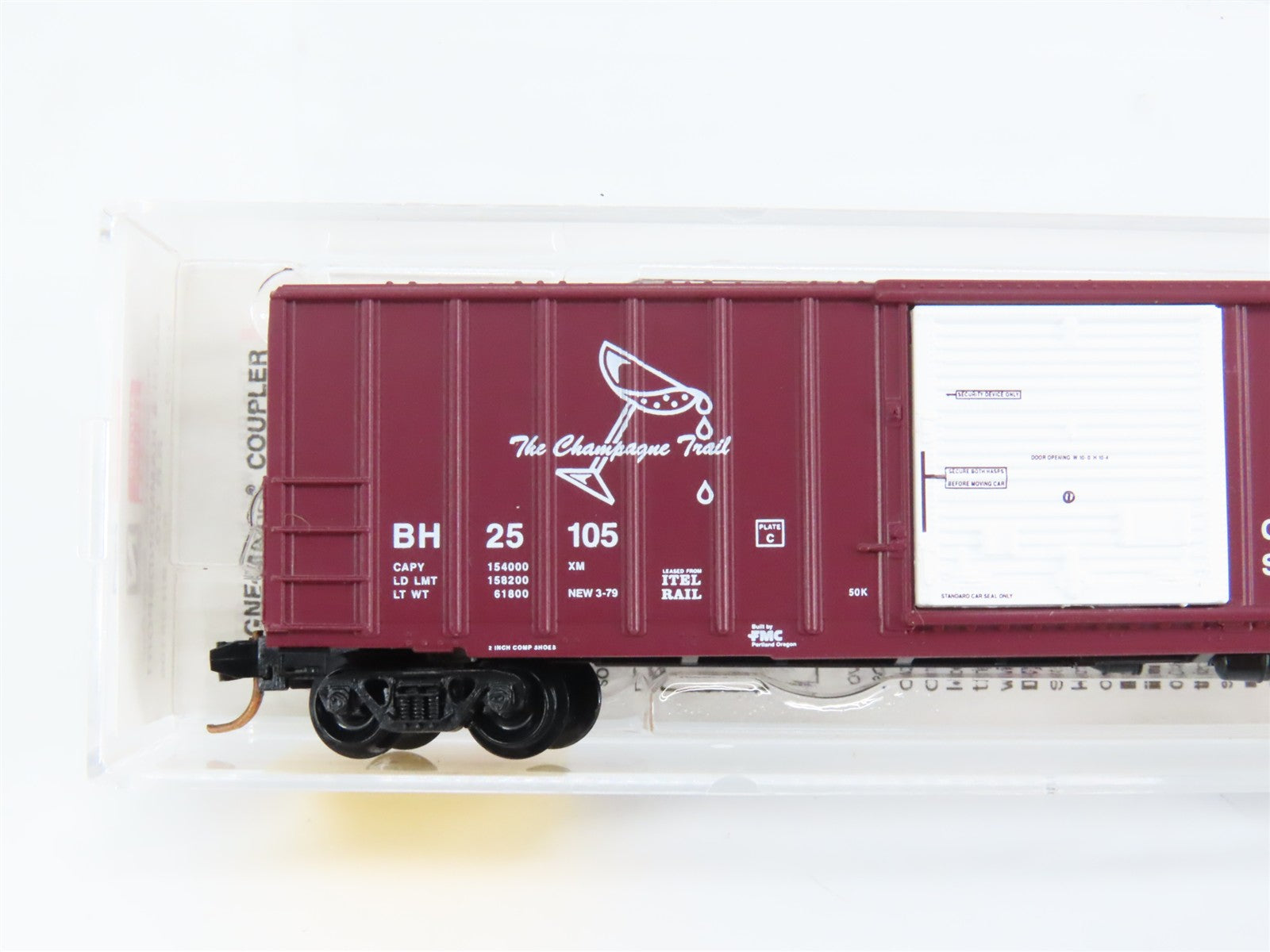 N Scale Micro-Trains MTL 25380 BH Bath & Hammondsport 50' Rib Side Box Car RTR