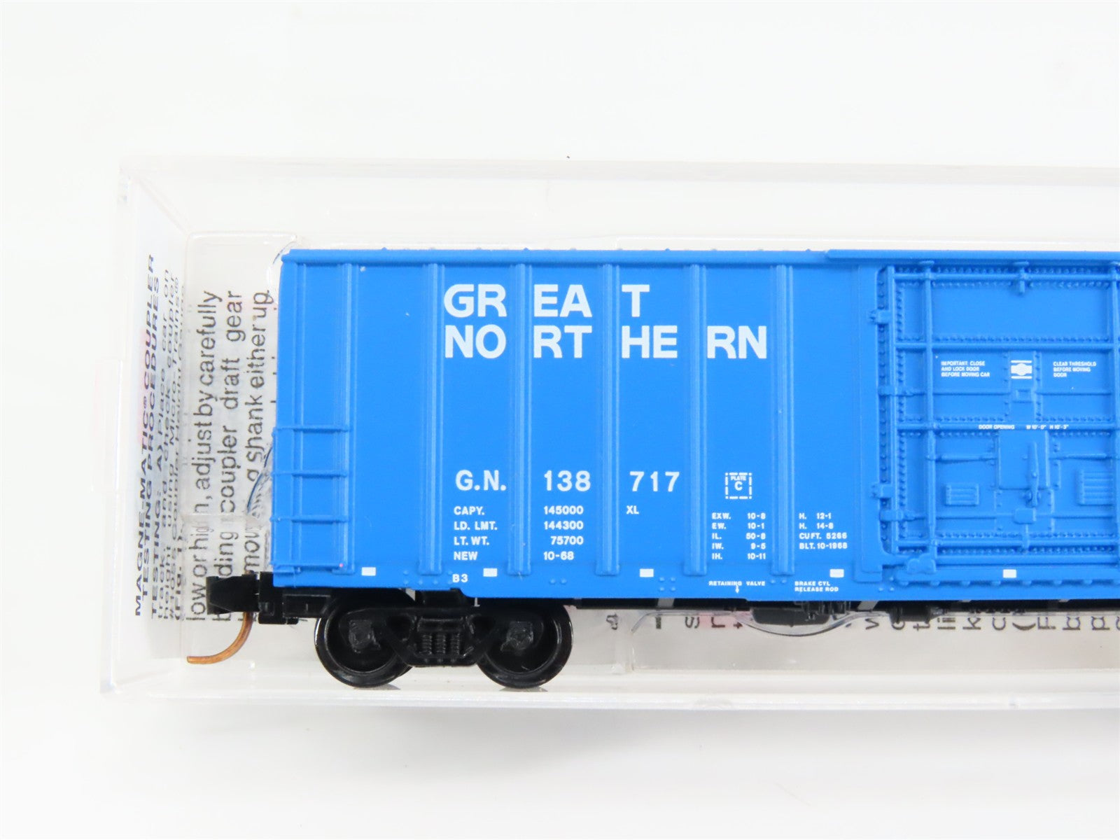 N Scale Micro-Trains MTL 27070 GN Great Northern 50' Box Car 138717 RTR