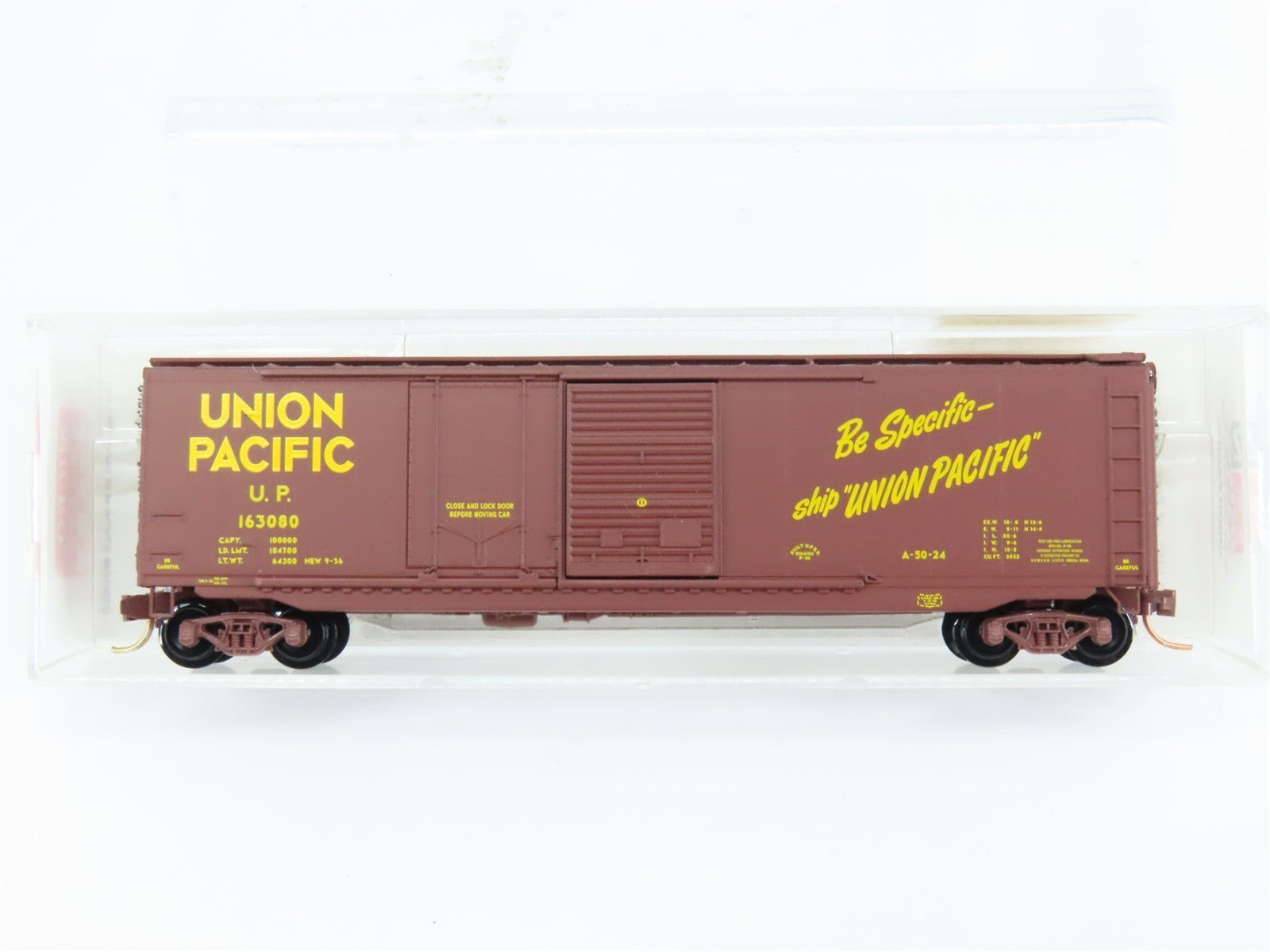 N Micro-Trains MTL UP Union Pacific 50' Plug & Sliding Door Box Car #163080