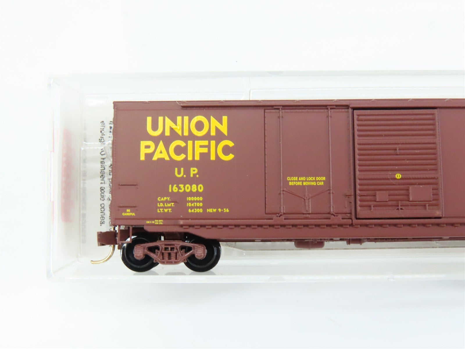 N Micro-Trains MTL UP Union Pacific 50' Plug & Sliding Door Box Car #163080