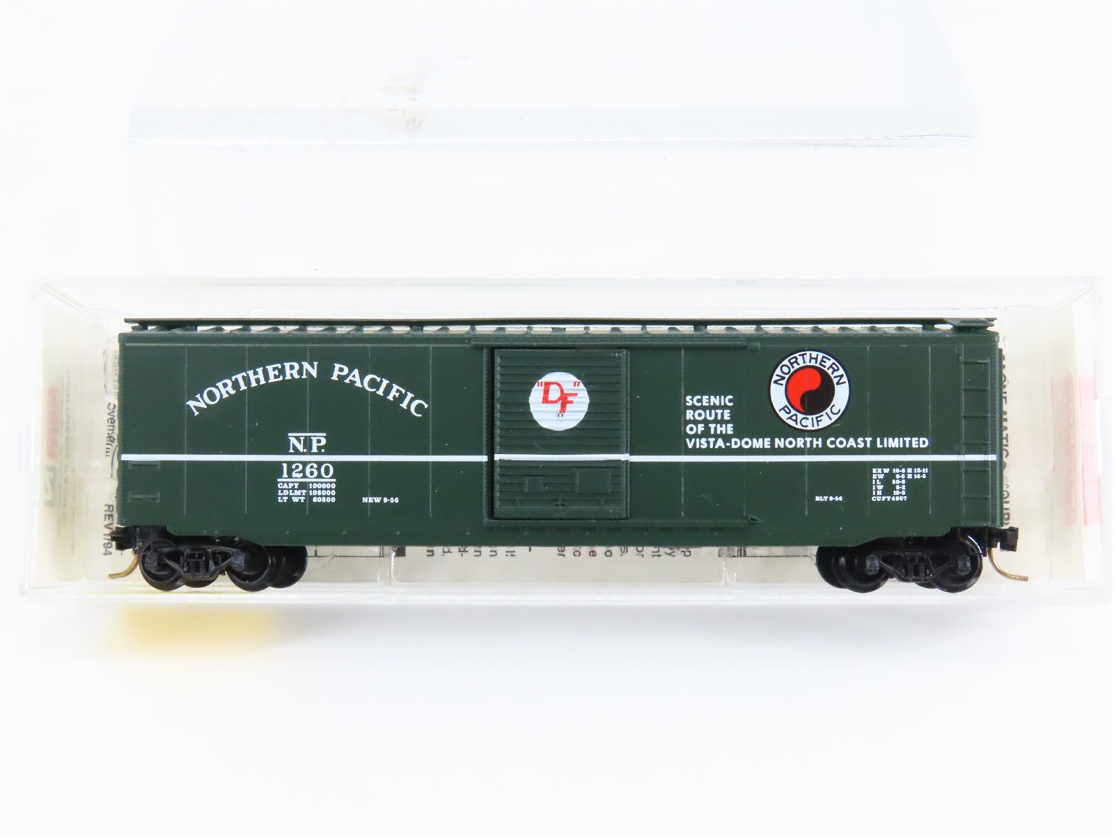 N Scale Micro-Trains MTL 31250 NP Northern Pacific 50' Box Car 1260 RTR