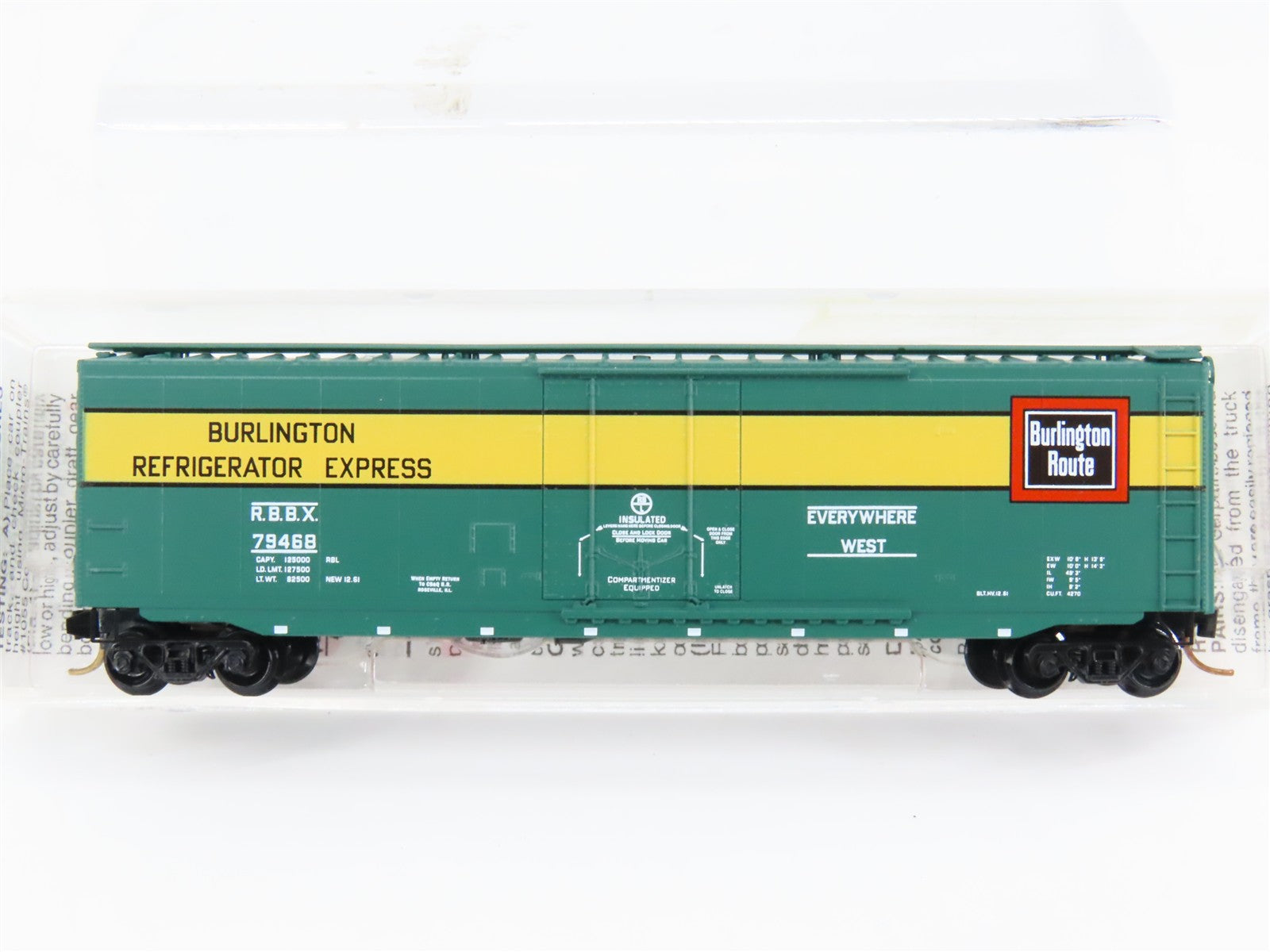 N Scale Micro-Trains MTL 32090 Burlington Refrigerator Express 50' Box Car RTR