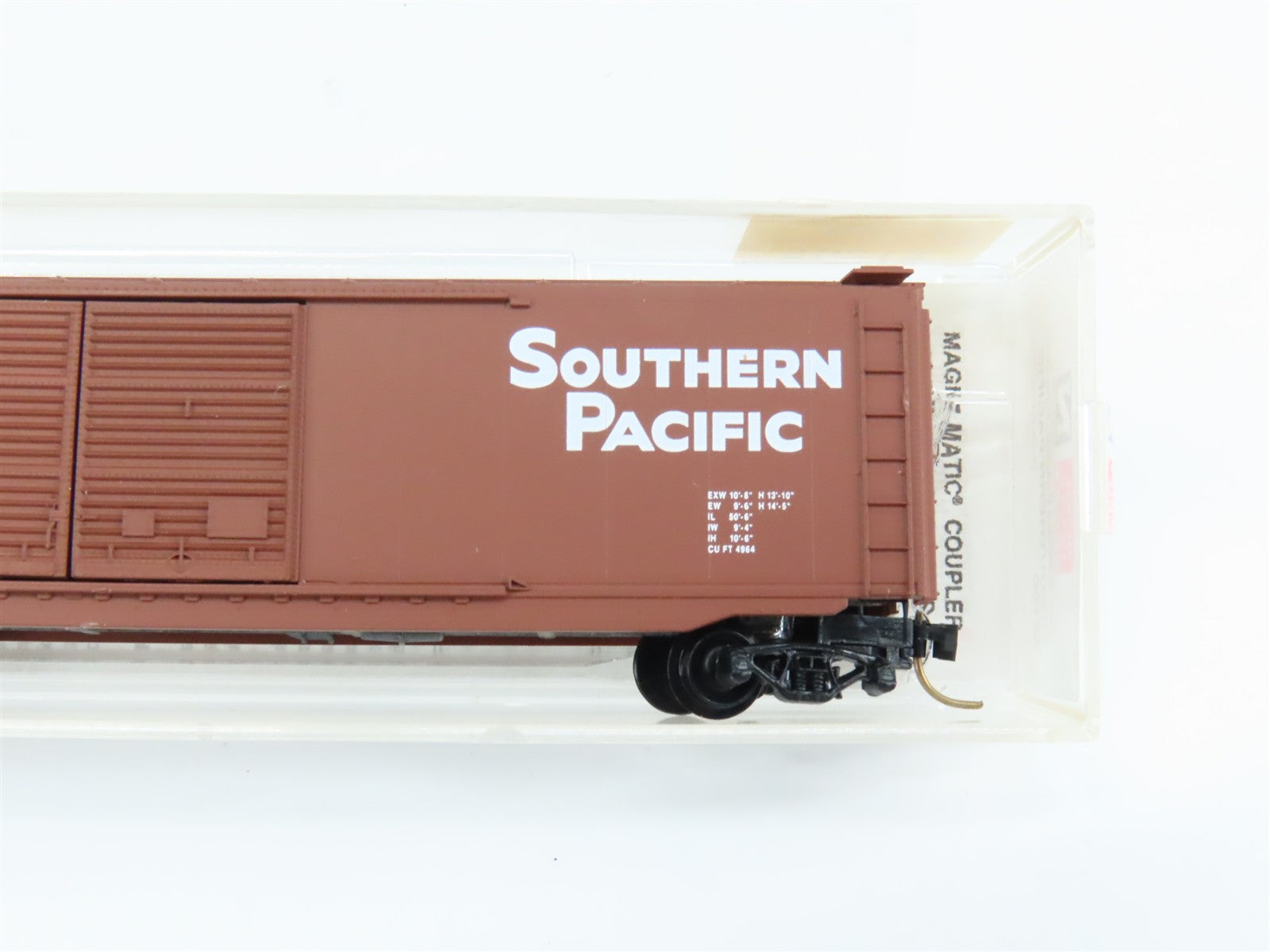N Scale Micro-Trains MTL 32160 SP Southern Pacific 50' Plug Door Box Car RTR