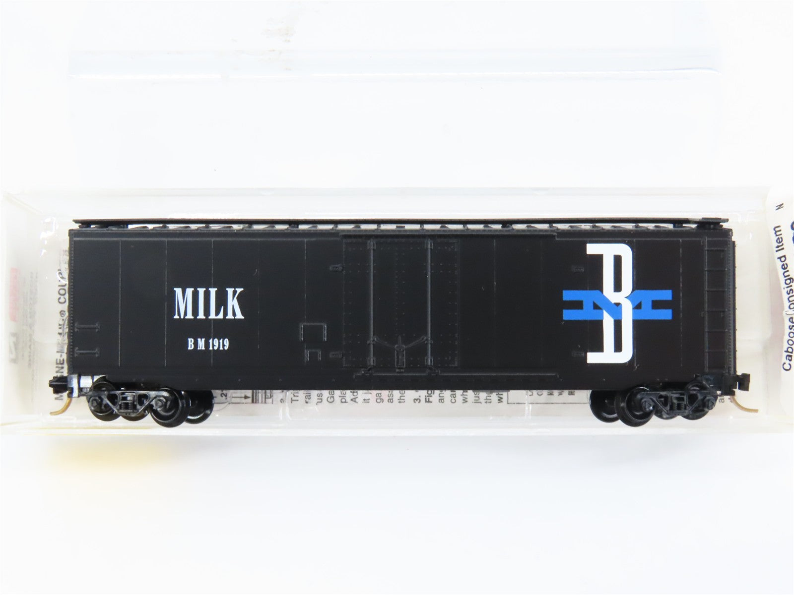 N Scale Micro-Trains MTL 32330 BM Boston & Maine 50' Box Car 1919 RTR