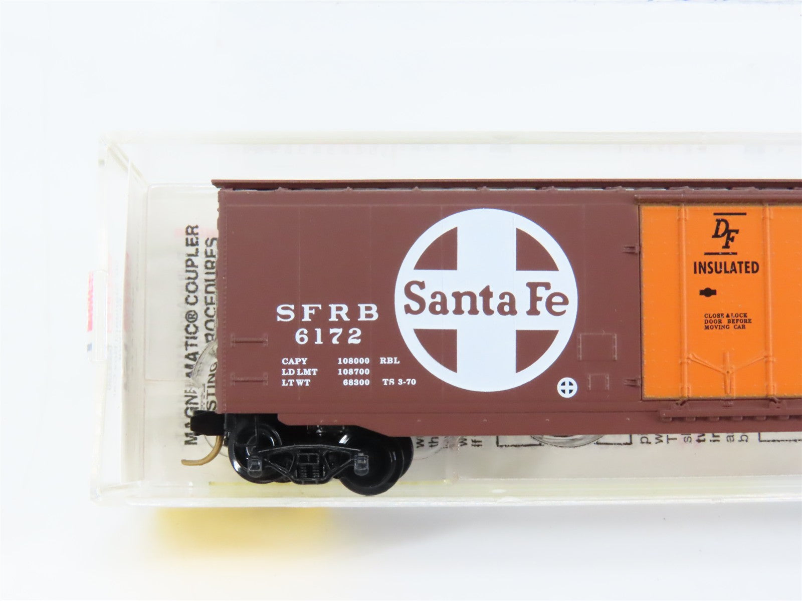 N Scale Micro-Trains MTL 32050/3 SFRB Santa Fe 50' Plug Door Box Car 6172 RTR