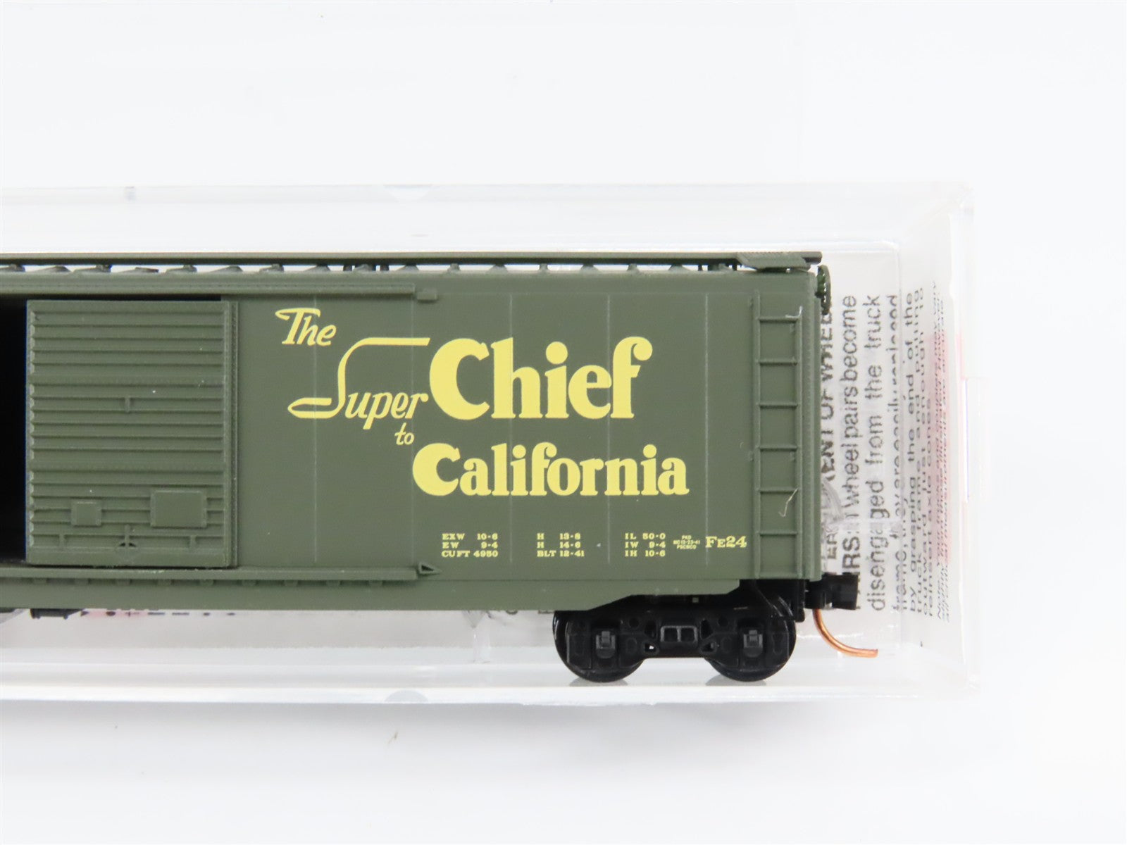 N Scale Micro-Trains MTL 34290 ATSF Santa Fe Super Chief 50' Box Car 10135 RTR