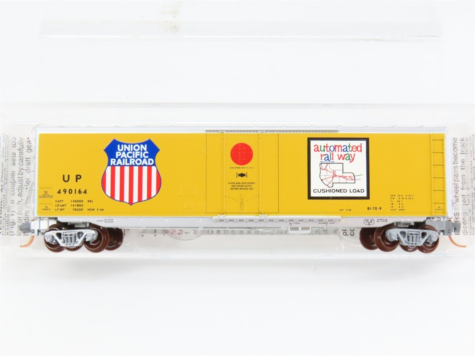N Scale Micro-Trains MTL UP Union Pacific 50' Plug Door Box Car #490164