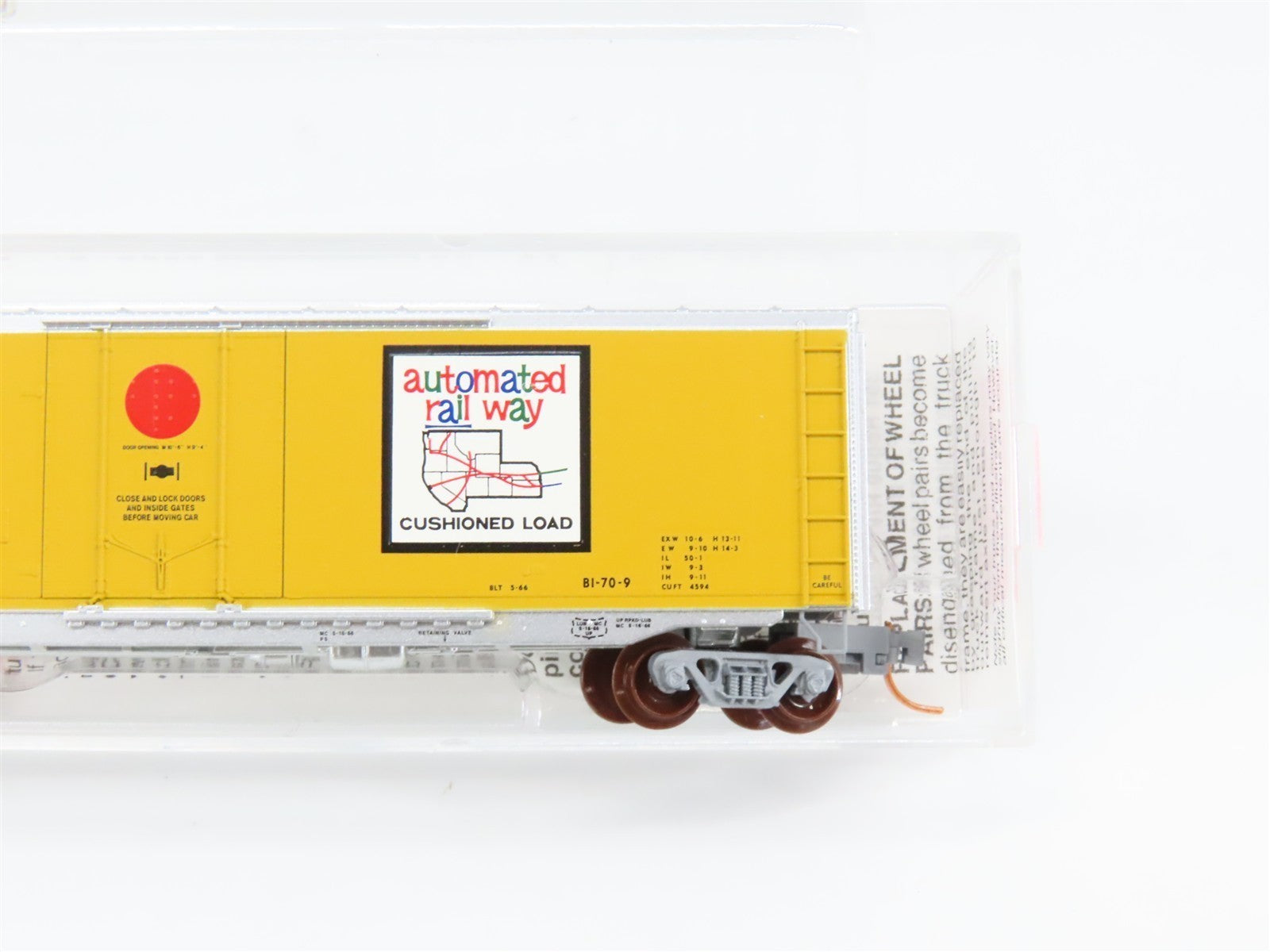 N Scale Micro-Trains MTL UP Union Pacific 50' Plug Door Box Car #490164