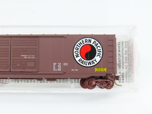 N Scale Micro-Trains MTL 37050 NP Northern Pacific 50' Box Car 7813 RTR