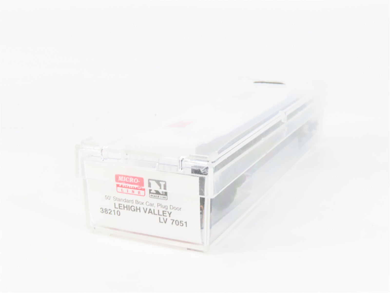 N Scale Micro-Trains MTL 38210 LV Lehigh Valley 50' Plug Door Box Car 7051 RTR