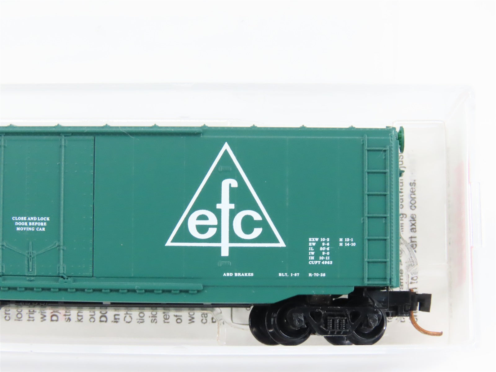 N Scale Micro-Trains MTL 38260 Evergreen Freight Car Corporation 50' Box Car RTR