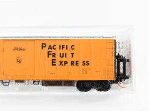 N Scale Micro-Trains MTL 70010 PFE Pacific Fruit Express 51' Reefer 302113 RTR