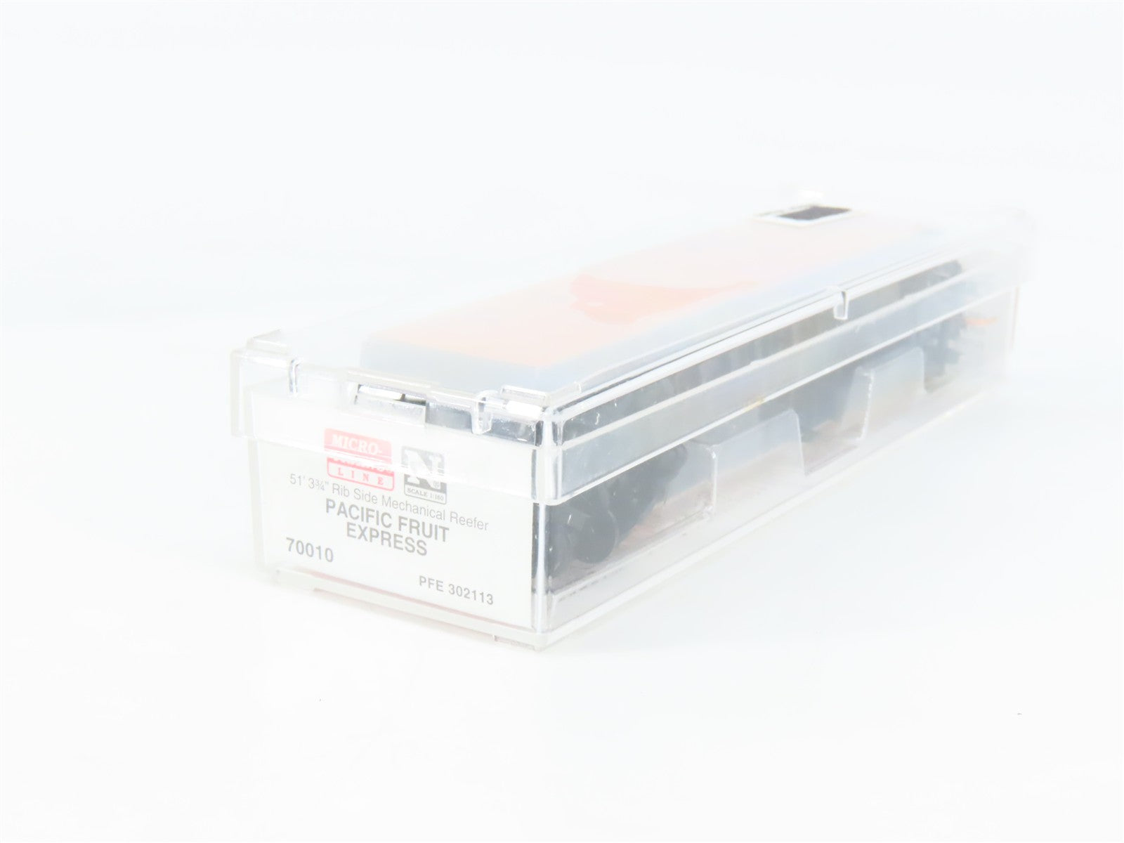 N Scale Micro-Trains MTL 70010 PFE Pacific Fruit Express 51' Reefer 302113 RTR
