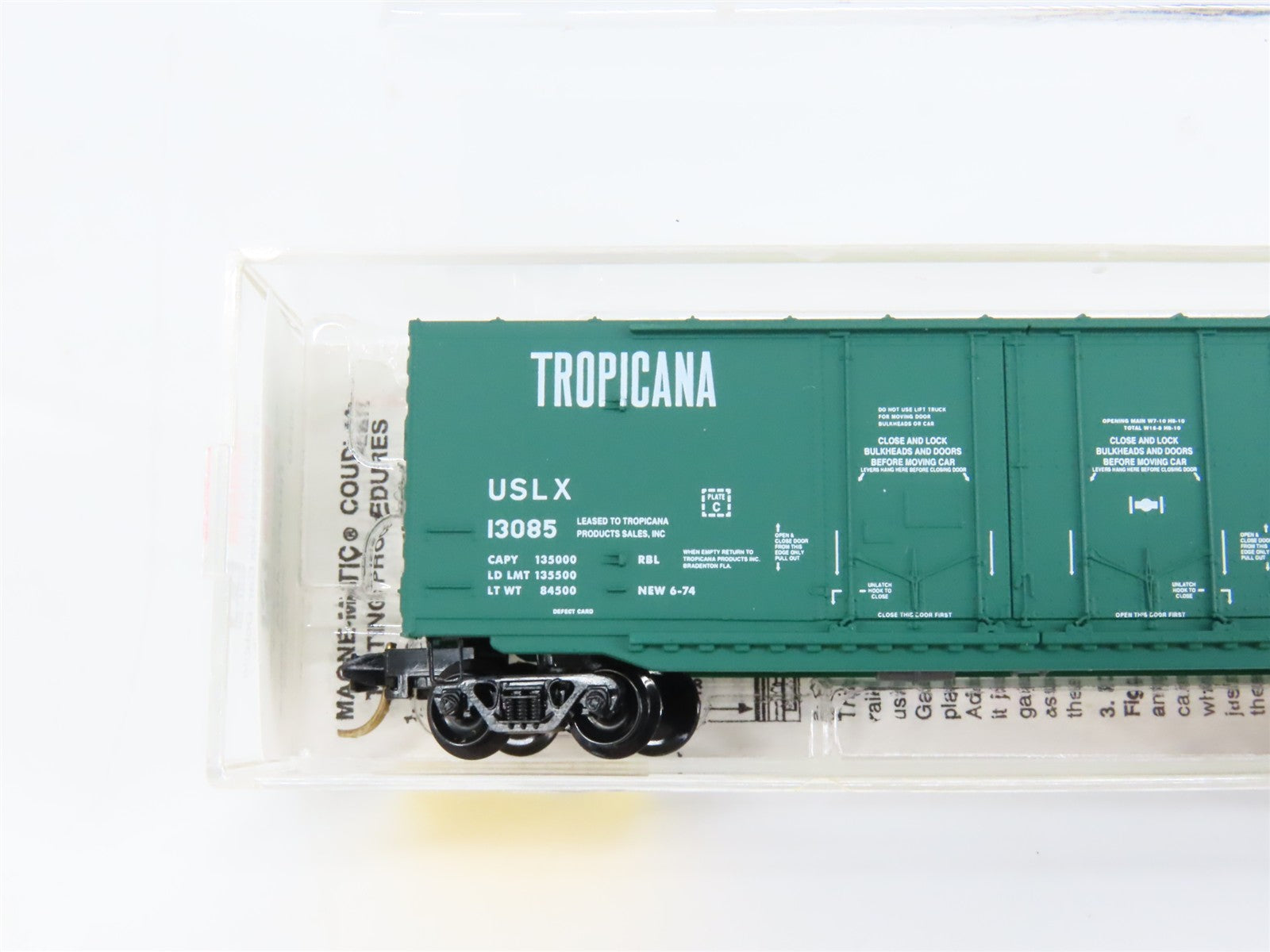 N Scale Micro-Trains MTL 75040 USLX Tropicana 50' Box Car 13085 RTR
