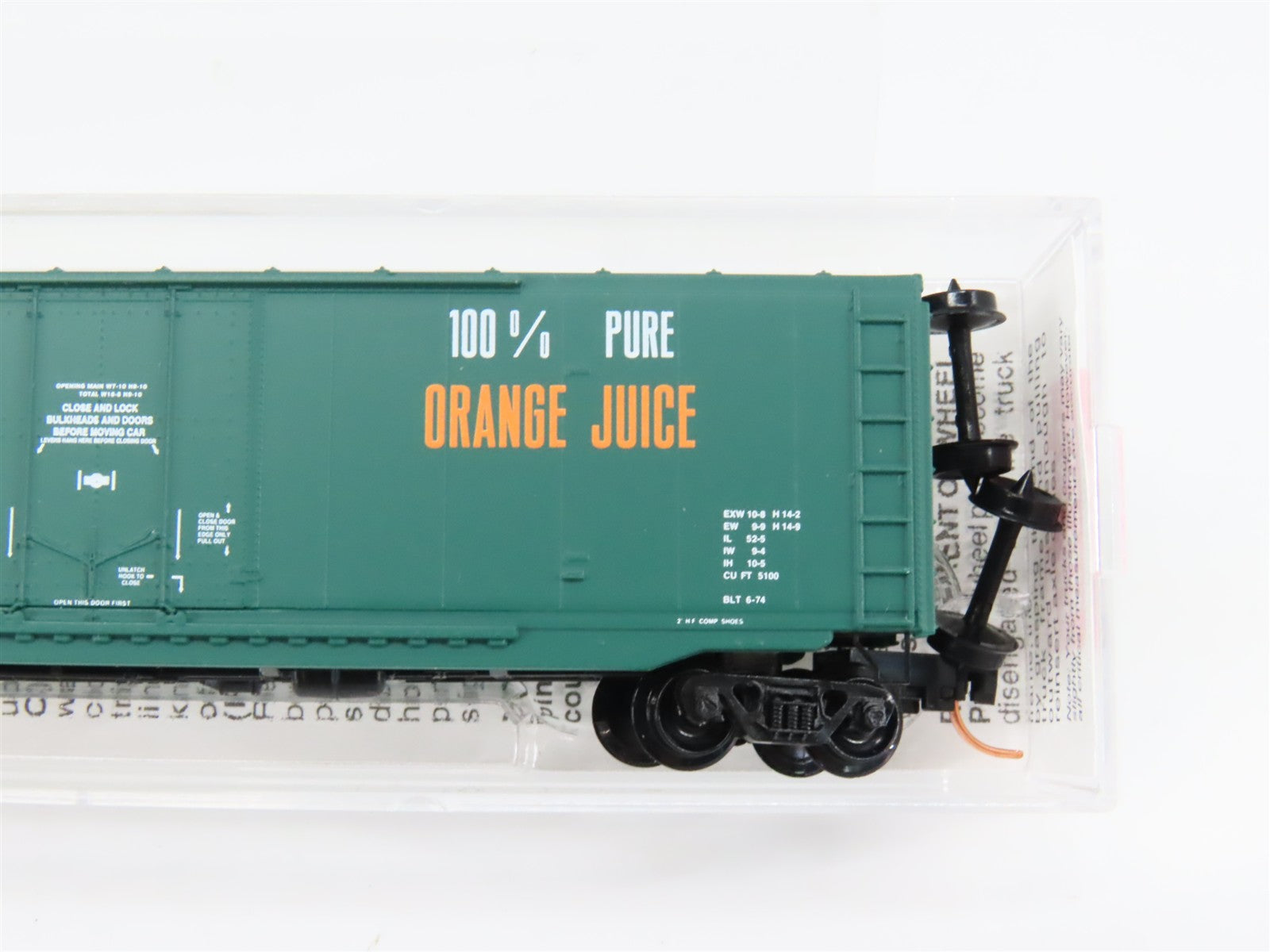 N Scale Micro-Trains MTL 75040 USLX Tropicana 50' Double Plug Door Box Car RTR