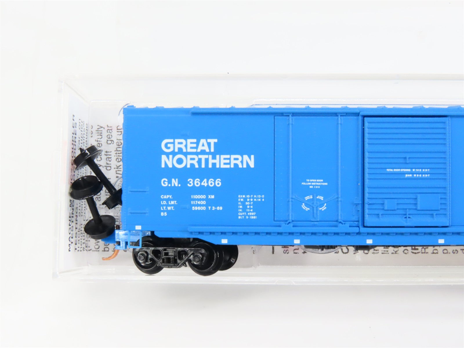 N Scale Micro-Trains MTL 76060 GN Great Northern 50' Box Car 36466 RTR
