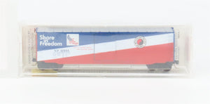 N Scale Micro-Trains MTL 77010 NP Northern Pacific 51' Reefer 31555 RTR