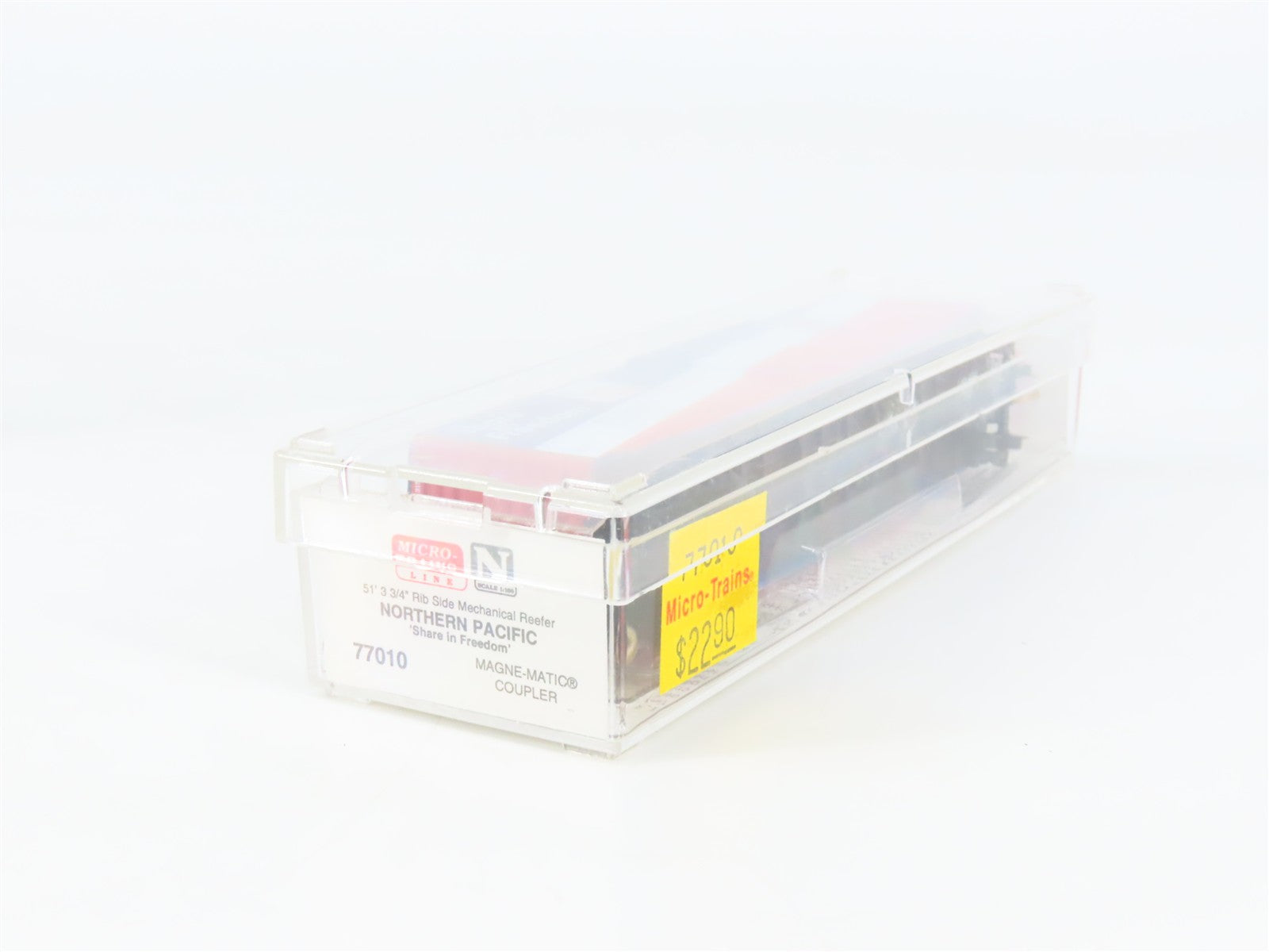 N Scale Micro-Trains MTL 77010 NP Northern Pacific 51' Reefer 31555 RTR