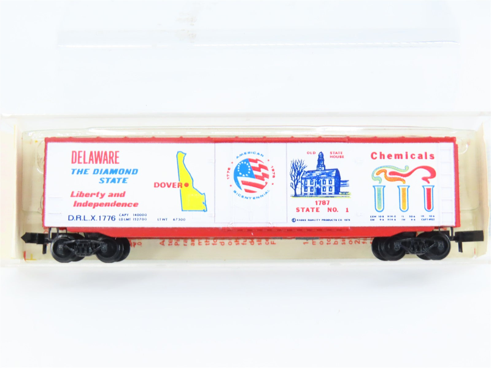 N Scale Micro-Trains MTL 38071 DRLX Delaware 50' Box Car 1776 RTR