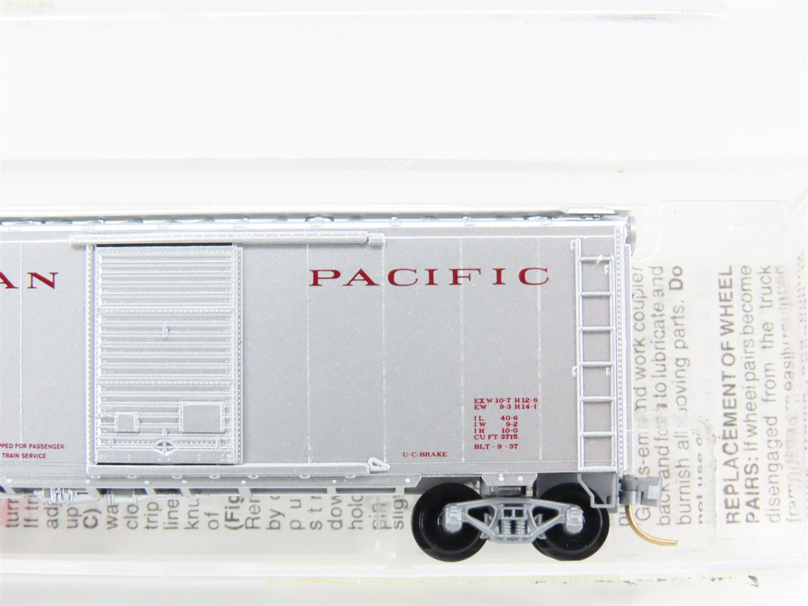 N Scale Micro-Trains MTL 20546 CP Canadian Pacific 40' Box Car 4901 RTR
