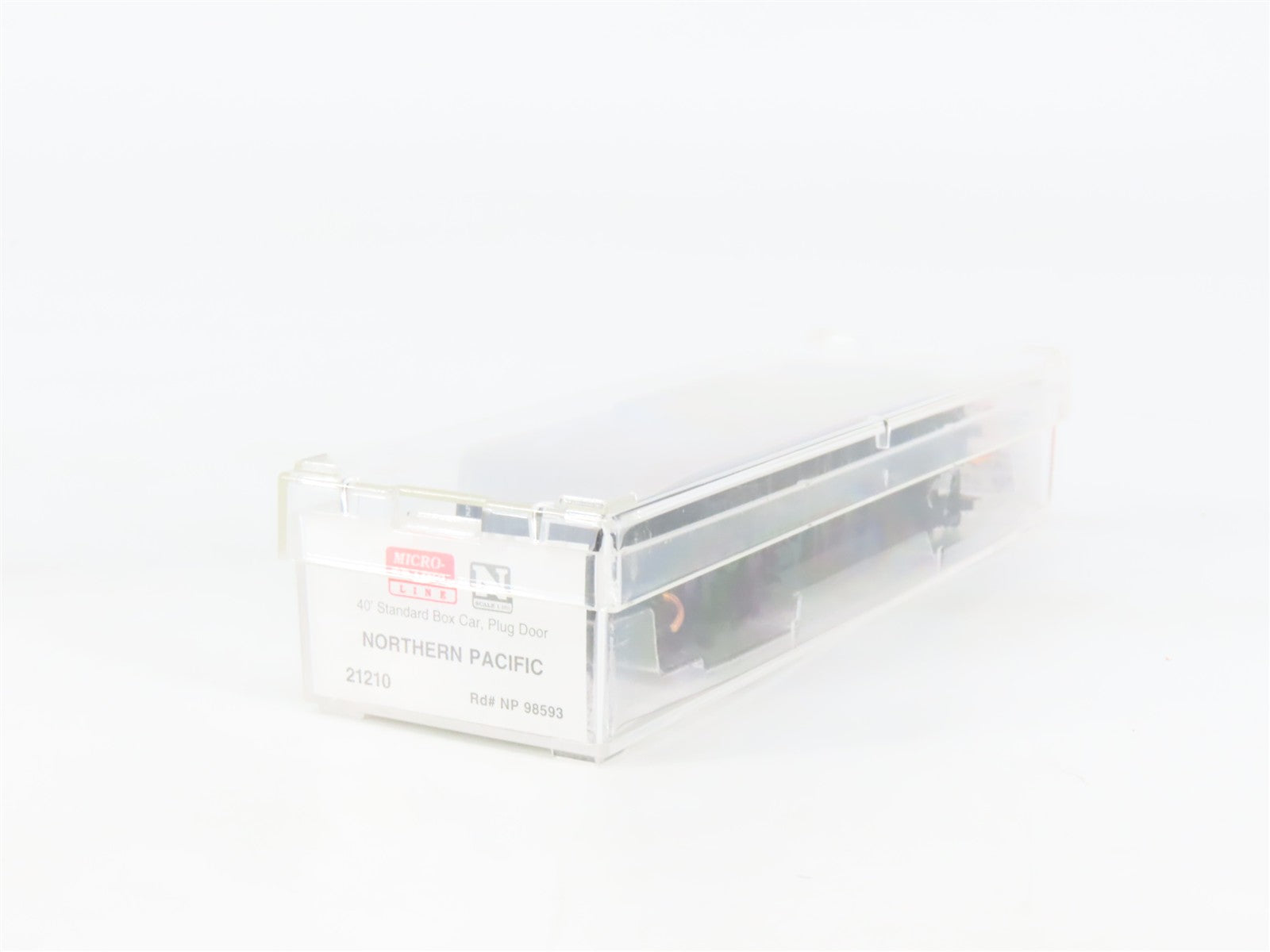 N Scale Micro-Trains MTL 21210 NP Northern Pacific 40' Plug Door Box Car RTR