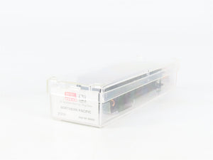 N Scale Micro-Trains MTL 21210 NP Northern Pacific 40' Plug Door Box Car RTR