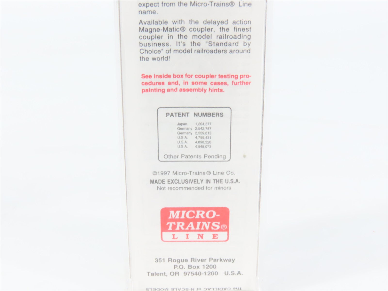 N Scale Micro-Trains MTL 22040 NP Northern Pacific 40' Box Car 8723 RTR
