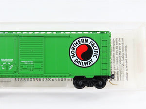 N Scale Micro-Trains MTL 22090 NP Northern Pacific 40' Box Car 8130 RTR