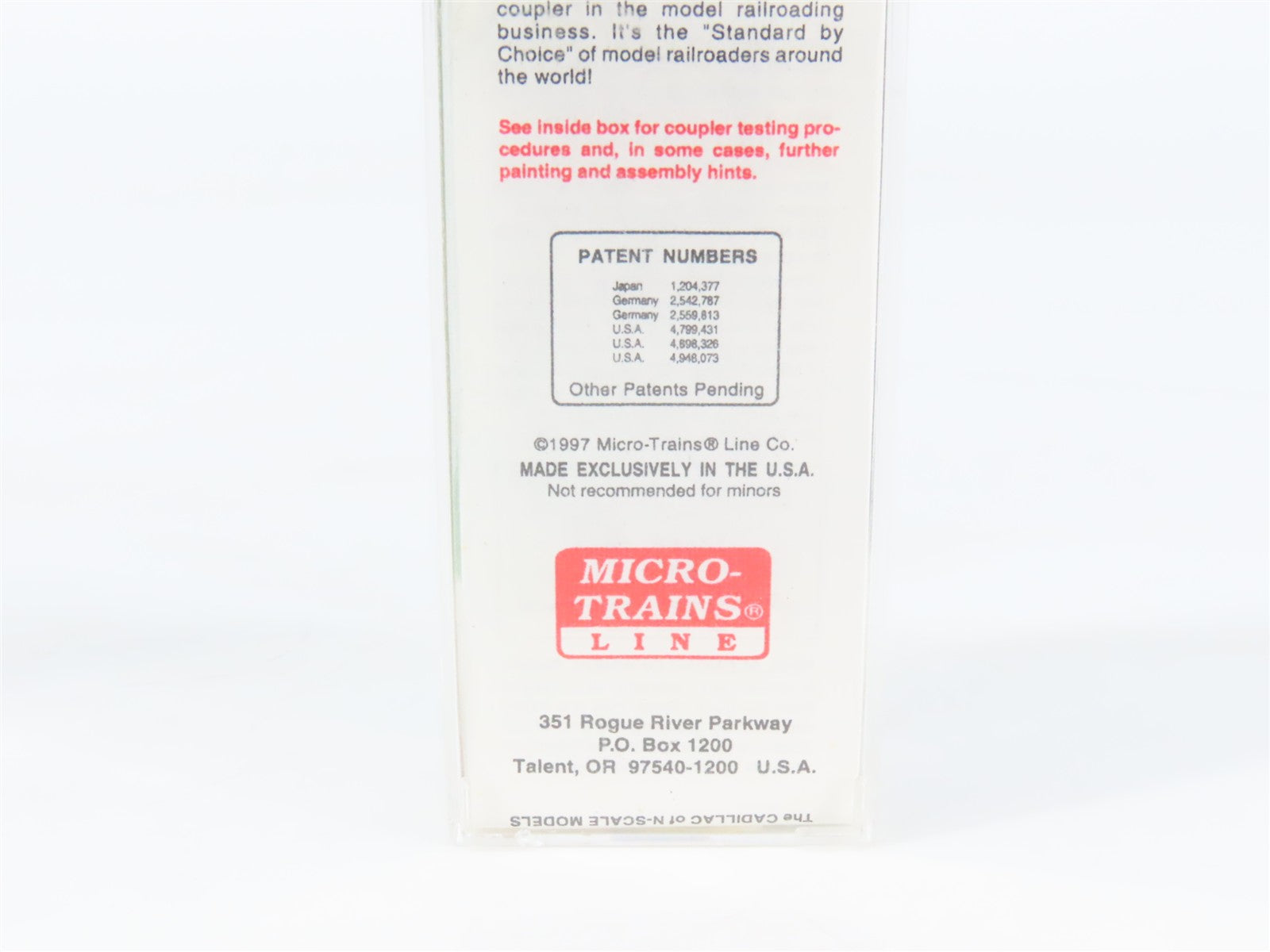 N Scale Micro-Trains MTL 22090 NP Northern Pacific 40' Box Car 8130 RTR
