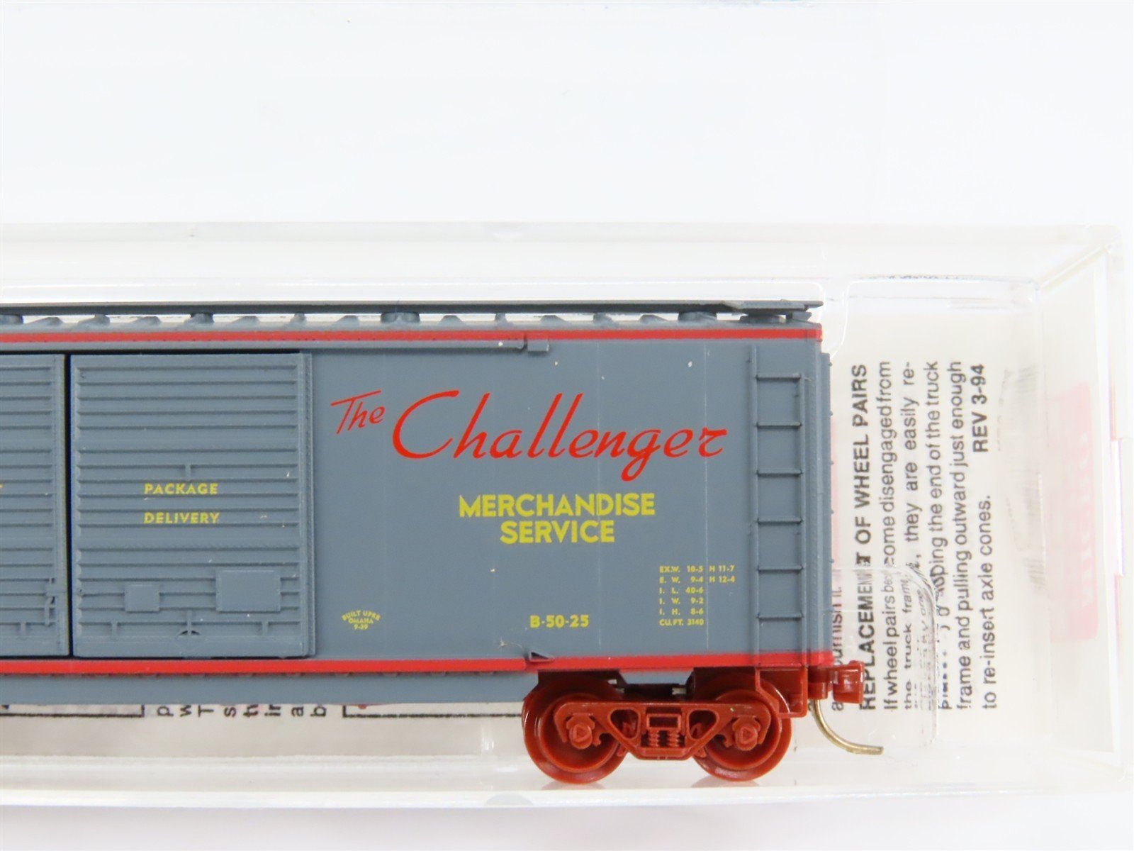 N Scale Micro-Trains MTL 23230 UP Union Pacific 40' Box Car 9147 RTR