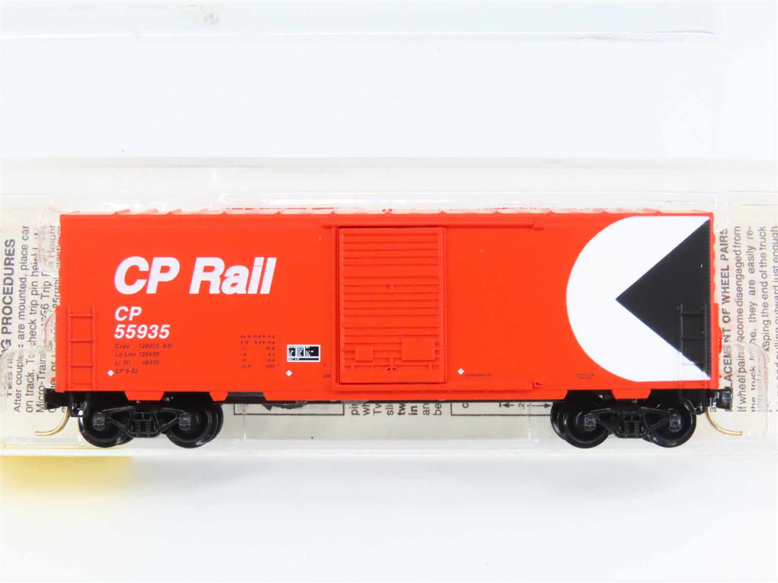 N Scale Micro-Trains MTL 24260 CP Canadian Pacific 40' Box Car 55935 RTR