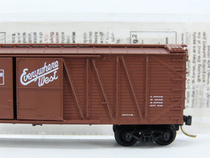 N Scale Micro-Trains MTL 29060 Chicago, Burlington & Quincy 40' Box Car RTR